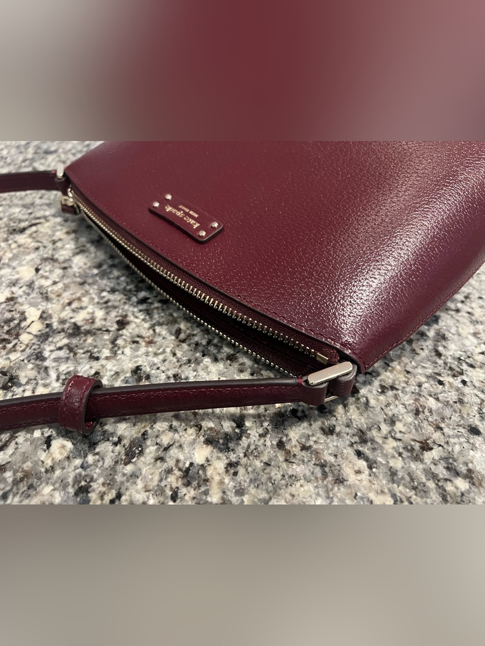 kate spade burgundy pebble leather crossbody with gold hardware - Picture 5 of 11